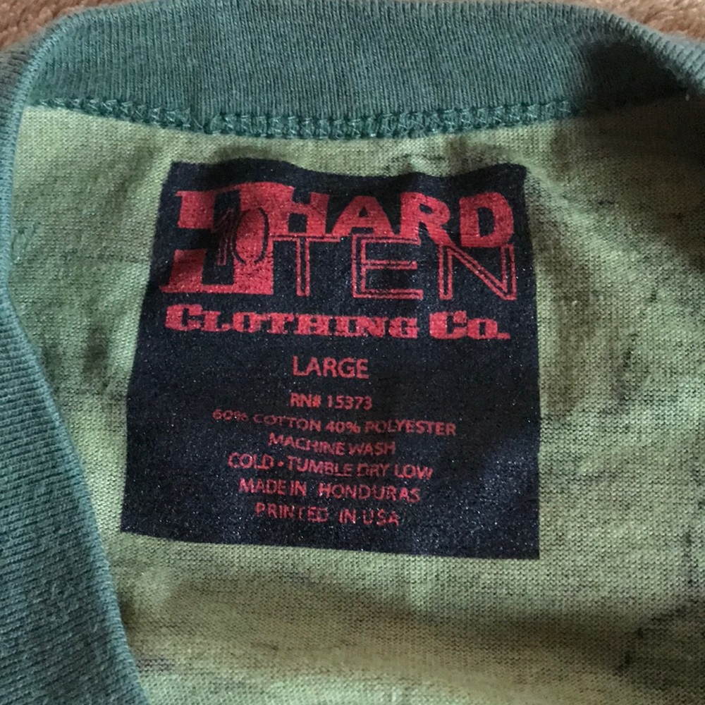 Shirt - Picture 2 of 3